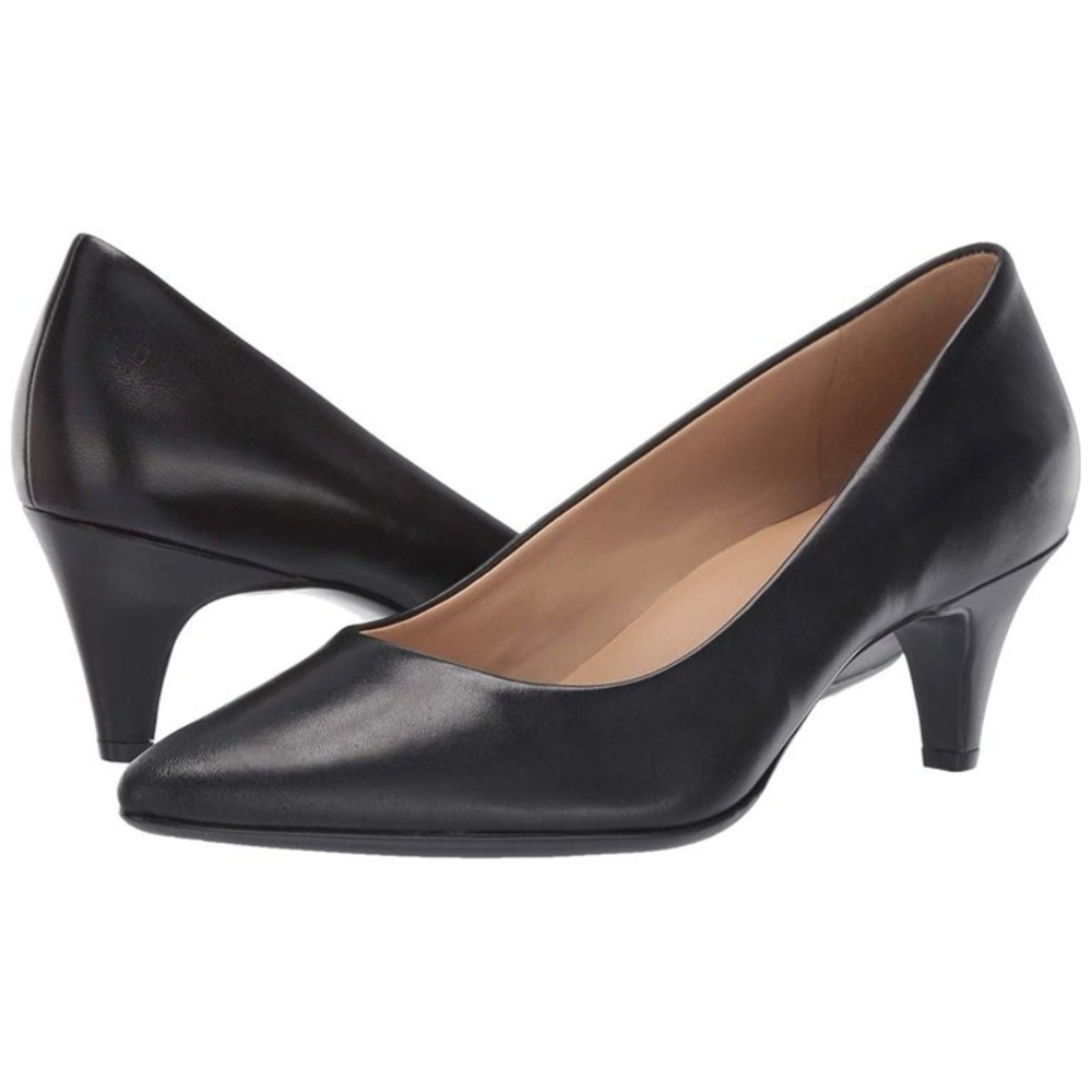 Naturalizer Beverly Black short heels, never wore.
